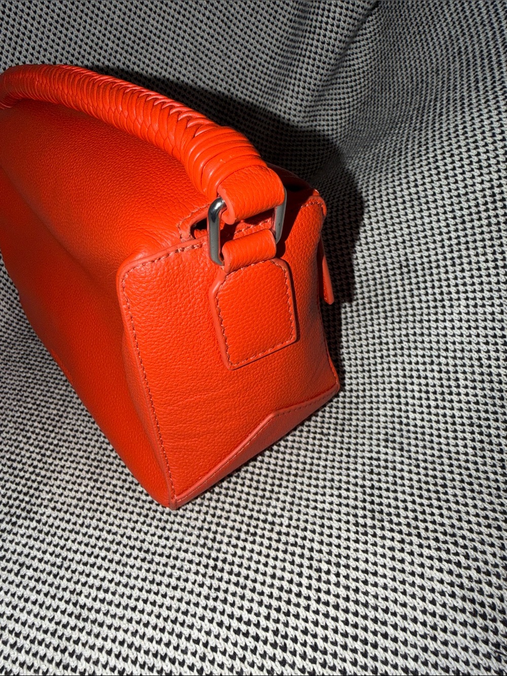 Walter Baker | Jagger Bag in Flame - Picture 6 of 14